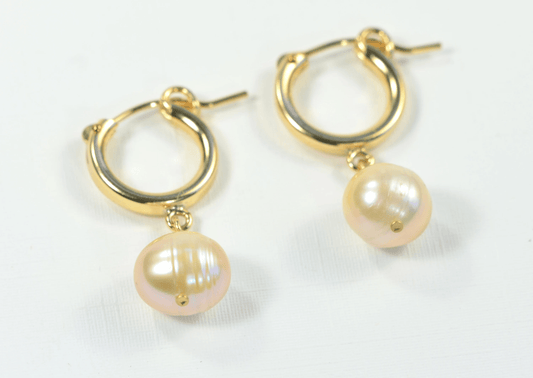 Greta Pearl Earrings